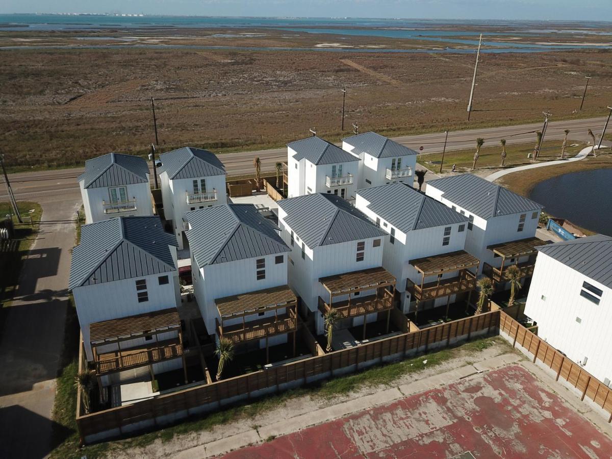 Southern Cross In Dorado Dunes Newly Built Home, Walk To Beach, Private Pool, Golf Cart Entire Stay Port Aransas Exterior photo